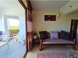 2 bedroom beachfront in Diani