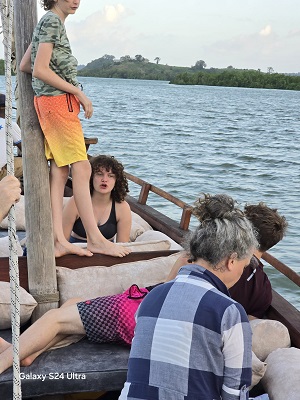 Sunset Dhow Creek Cruise in Kilifi – Seafood BBQ and Authentic Swahili Treats